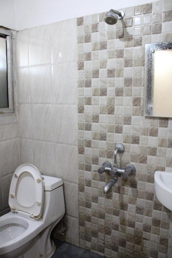 Hotel Square Park Dibrugarh Eksteriør billede