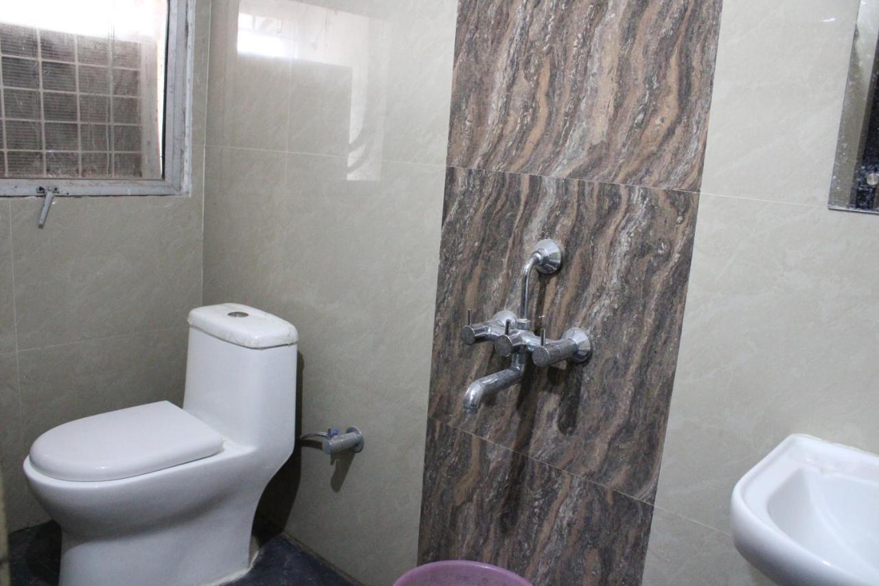 Hotel Square Park Dibrugarh Eksteriør billede