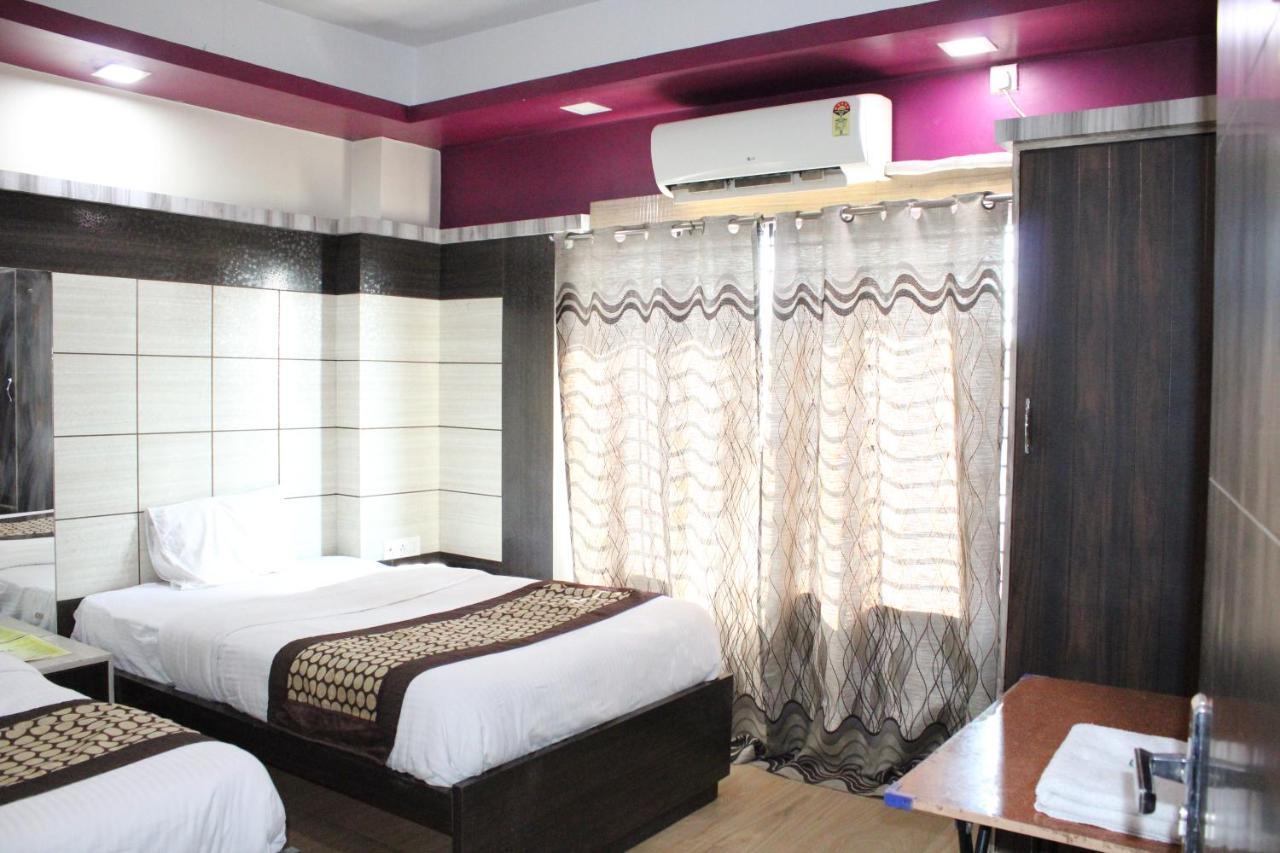 Hotel Square Park Dibrugarh Eksteriør billede
