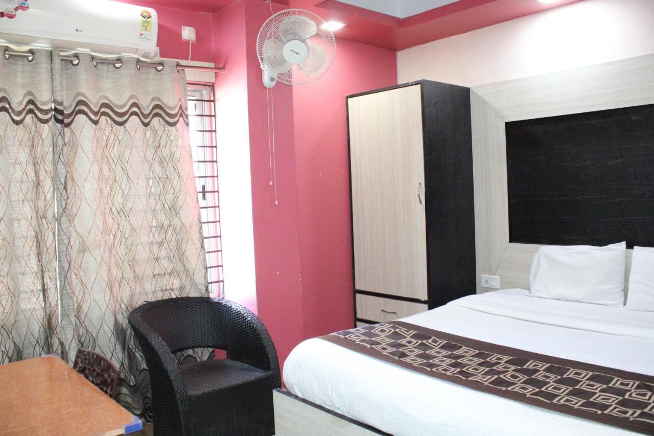 Hotel Square Park Dibrugarh Eksteriør billede