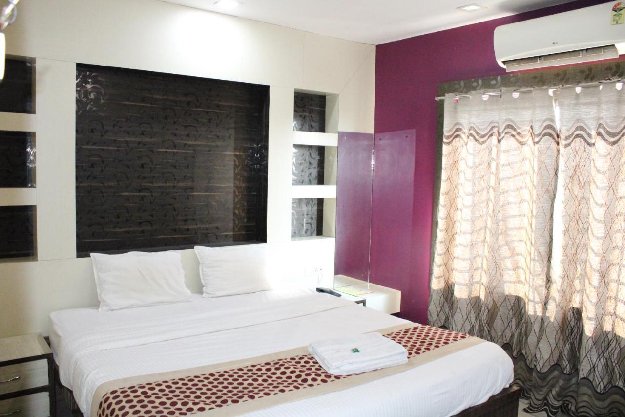 Hotel Square Park Dibrugarh Eksteriør billede